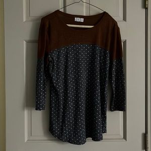 3/4 sleeve polka dot sweater top